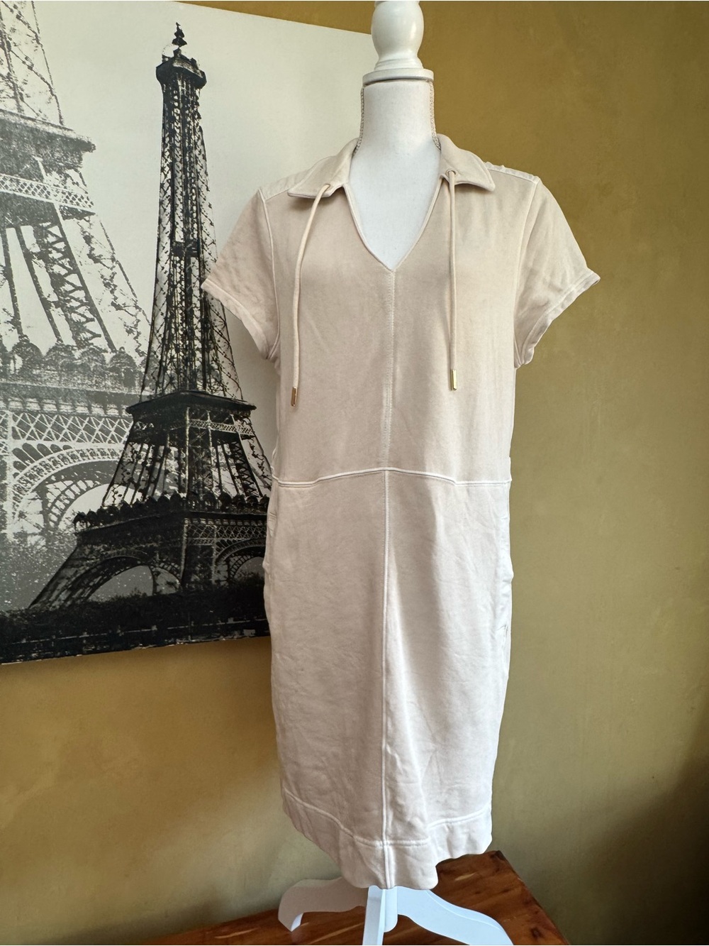 Tommy Bahama Cream Short-Sleeve V-Neck Dress Large